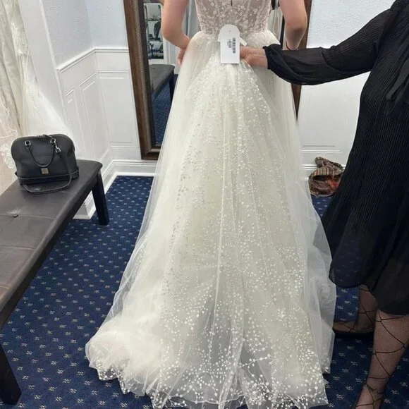 Madison James 'Hopkins' Never Worn/Altered Wedding Dress - Picture 2 of 4